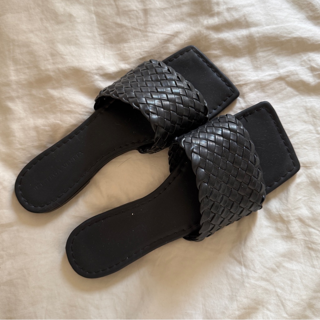 Bottega Veneta Black Woven Sandals Bottega Veneta Black Woven Sandals